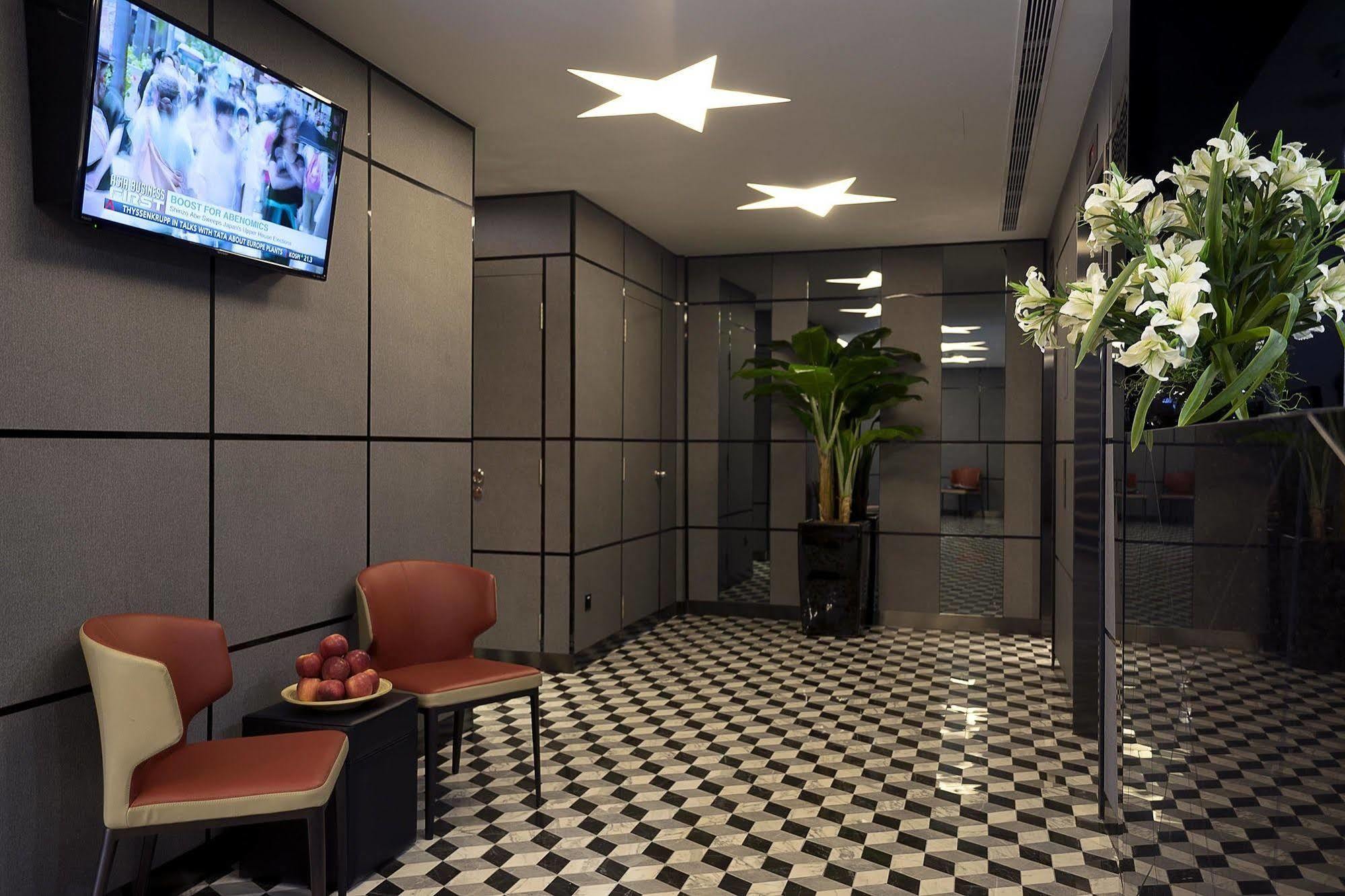 Hotel 81 Premier Hollywood Сингапур Екстериор снимка