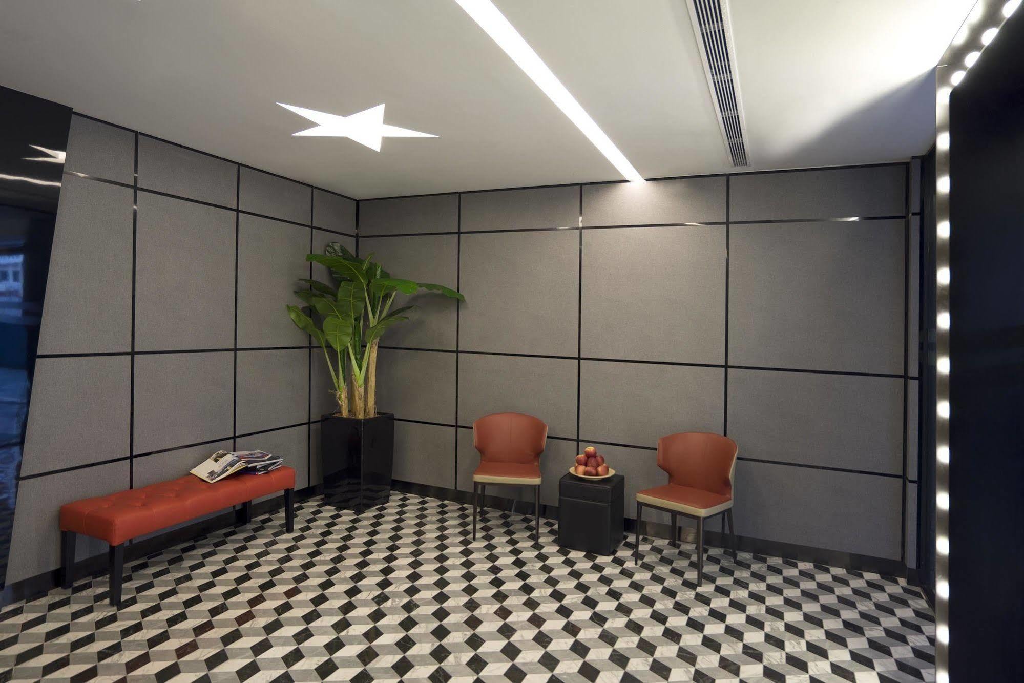 Hotel 81 Premier Hollywood Сингапур Екстериор снимка